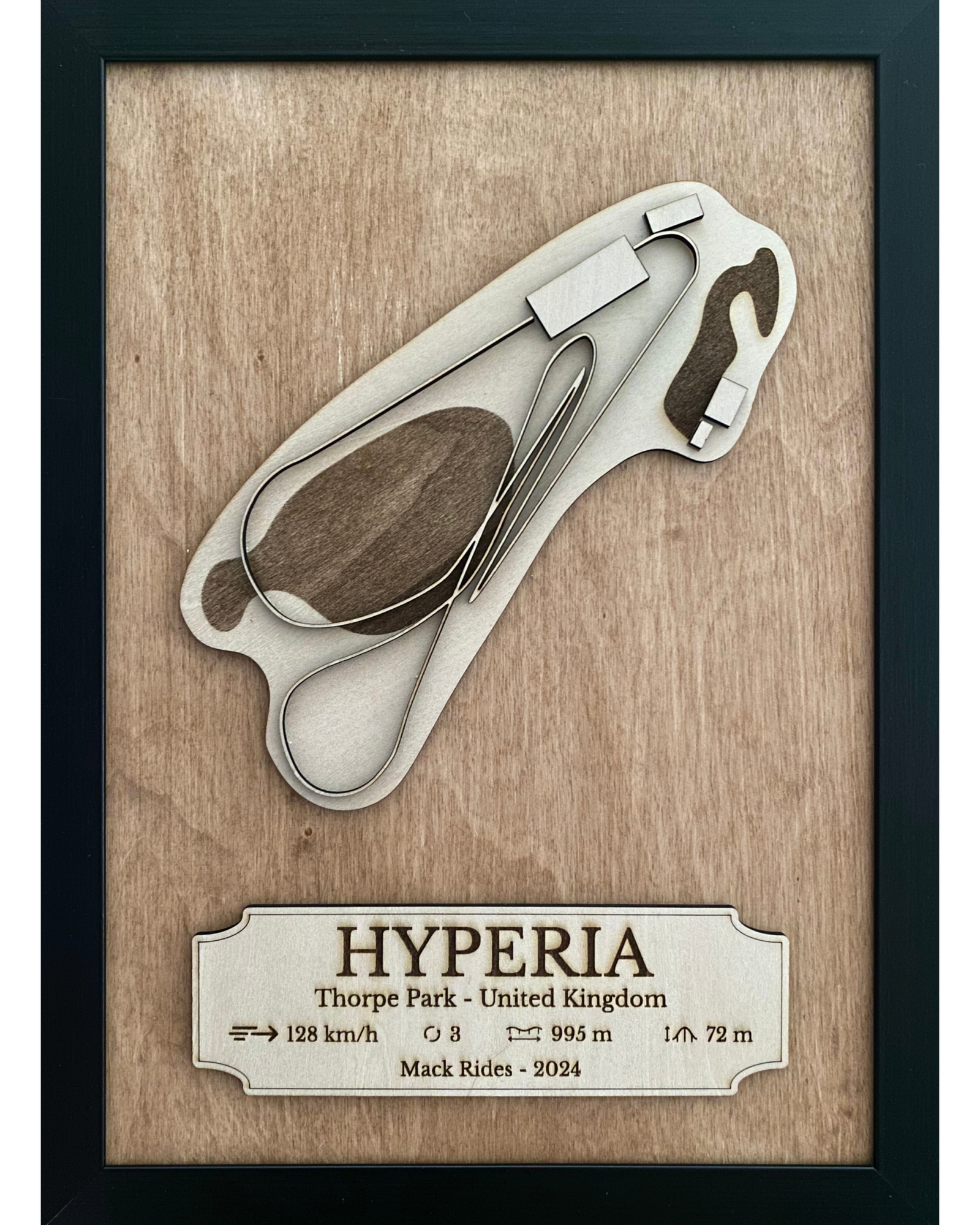 Cadre en bois Becoastr représentant le tracé d'Hyperia.